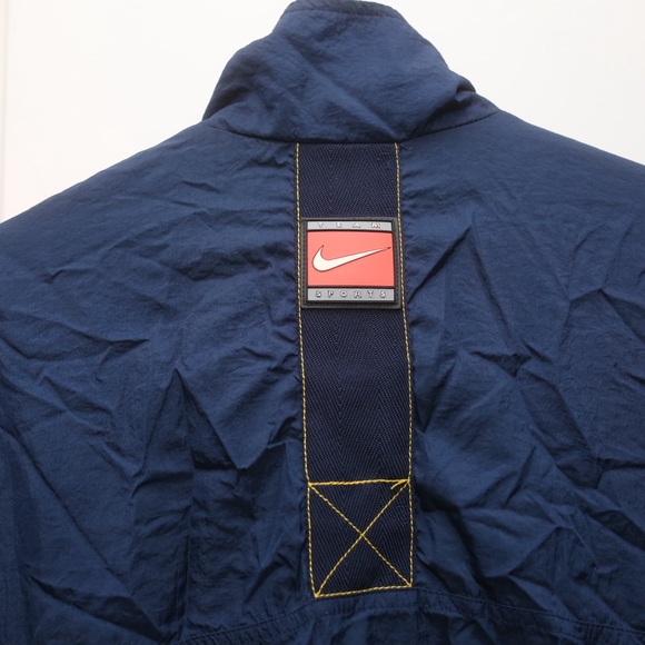 Vintage Nike Michigan Wolverines Jacket - Picture 6 of 6